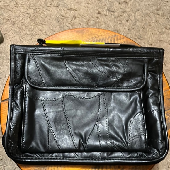 Black Leather Bible Cover with Many Compartments and Multicolor Pen / Notepad. - Picture 1 of 7